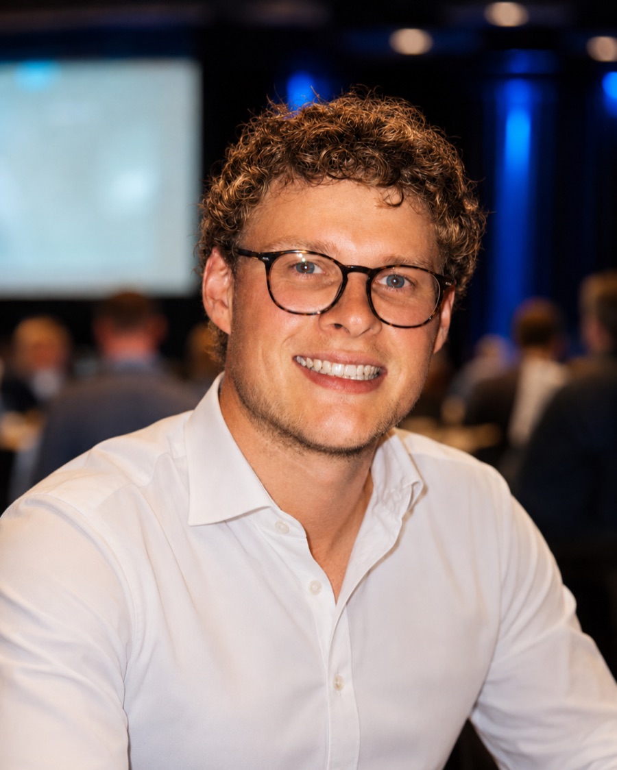 Artem Stuc — автор курсу